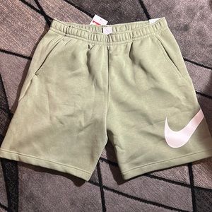 Nike Sportswear Club Fleece Graphic Shorts Men’s Size L